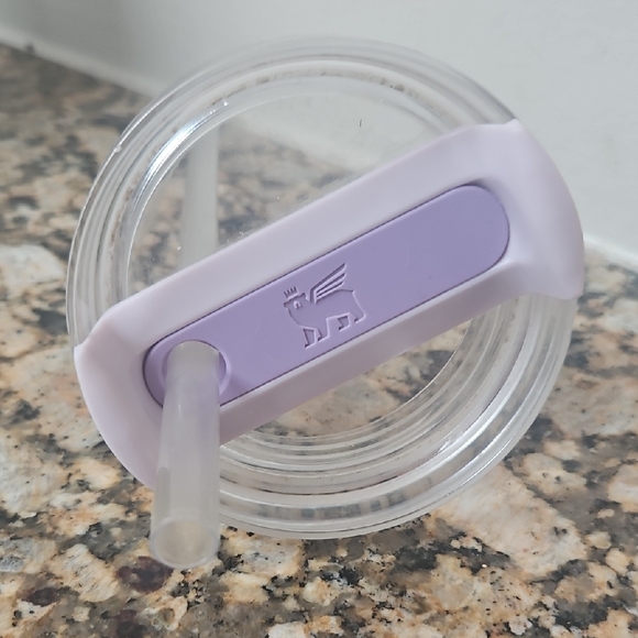 Stanley Purple Thermos for Elegant Dining - Picture 8 of 9